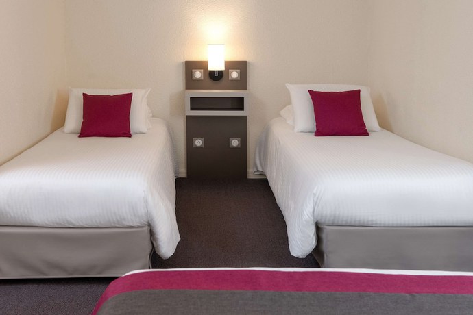 Imagen de la habitación del Hotel Kyriad Saint Etienne Centre. Foto 16