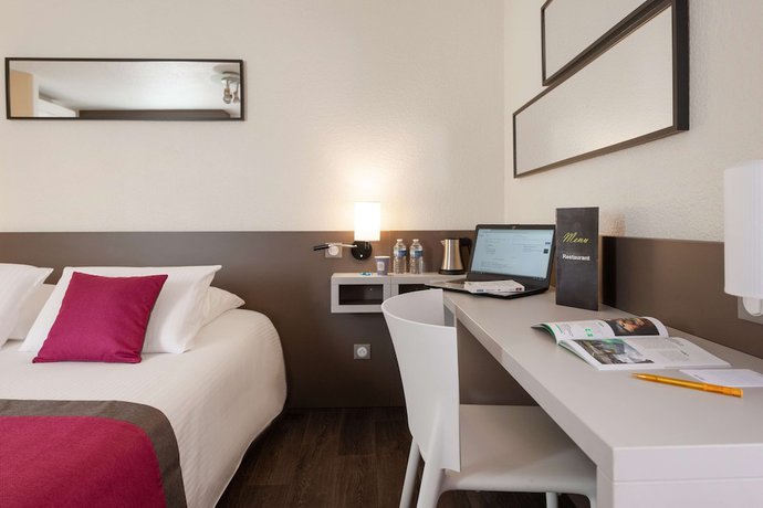 Imagen de la habitación del Hotel Kyriad Saint Etienne Centre. Foto 17