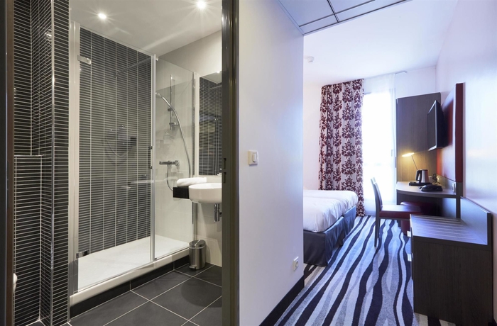 Imagen de la habitación del Hotel Kyriad Saint Quentin En Yvelines - Montigny. Foto 9