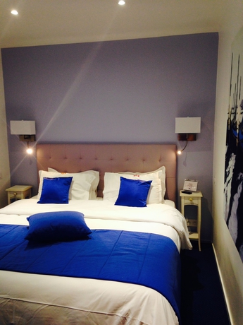 Imagen de la habitación del Hotel Kyriad Saumur. Foto 4