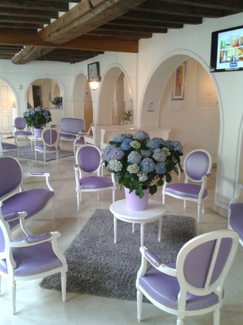 Imagen de los interiores del Hotel Kyriad Saumur. Foto 13