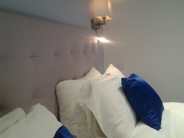 Imagen de la habitación del Hotel Kyriad Saumur. Foto 10