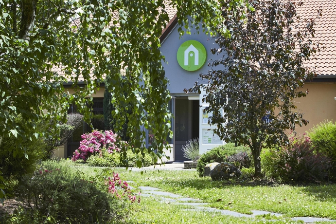 Imagen general del Hotel Kyriad Tarbes - Bastillac. Foto 7