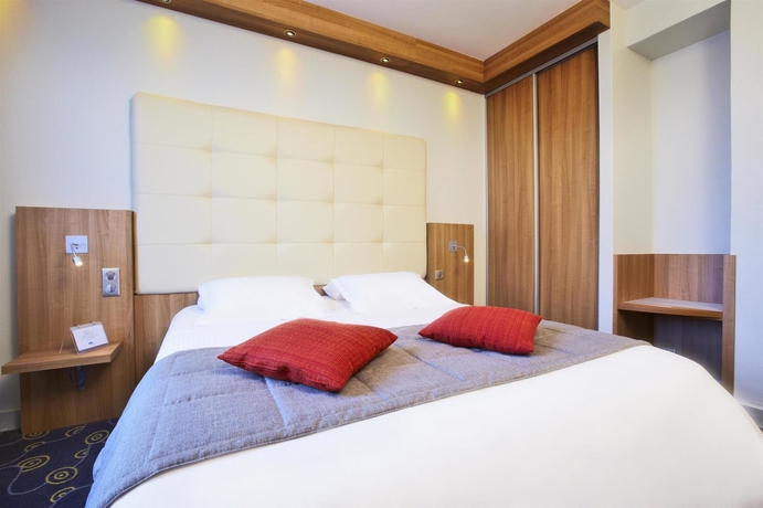 Imagen de la habitación del Hotel Kyriad - Tours Centre. Foto 10