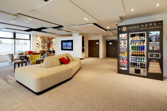 Imagen de los interiores del Hotel Kyriad Troyes Centre. Foto 19