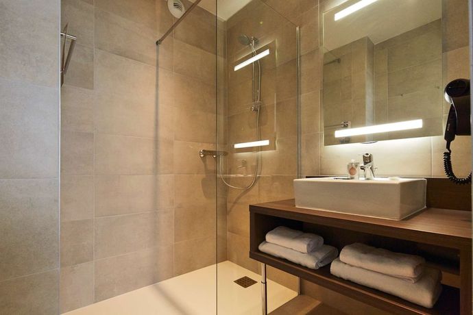 Imagen de la habitación del Hotel Kyriad Troyes Centre. Foto 7