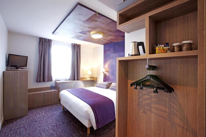 Imagen de la habitación del Hotel Kyriad Valence Nord. Foto 8