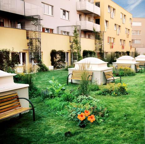 Imagen de los exteriores del Hotel Kyriad Vienna Altmannsdorf. Foto 8