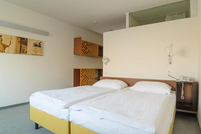 Imagen de la habitación del Hotel Kyriad Vienna Altmannsdorf. Foto 7