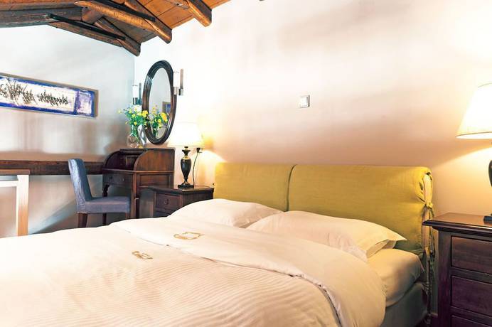 Imagen de la habitación del Hotel Kyrimai. Foto 10