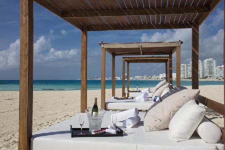 Imagen general del Hotel Kyrstal Grand Cancun. Foto 3