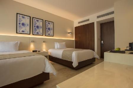 Imagen de la habitación del Hotel Kyrstal Grand Cancun. Foto 7
