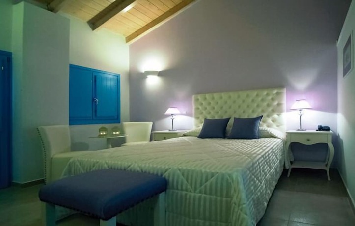 Imagen de la habitación del Hotel Kythira Golden Resort. Foto 7