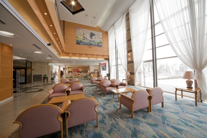 Imagen de los interiores del Hotel Kyukamura Echizen-Mikuni. Foto 15