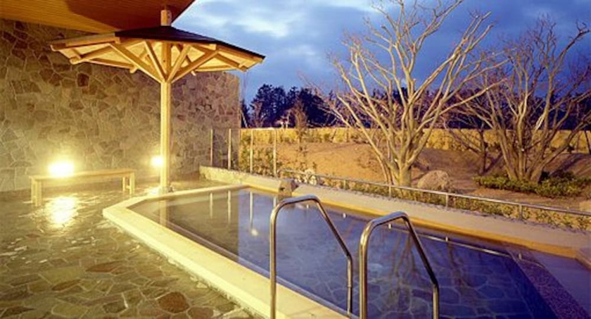 Imagen de la piscina del Hotel Kyukamura Echizen-Mikuni. Foto 17