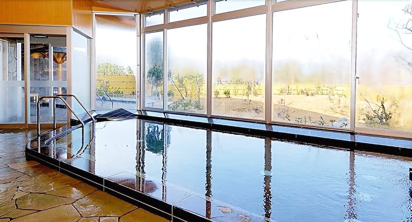 Imagen de la piscina del Hotel Kyukamura Echizen-Mikuni. Foto 19