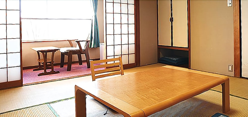 Imagen de la habitación del Hotel Kyukamura Irago. Foto 10