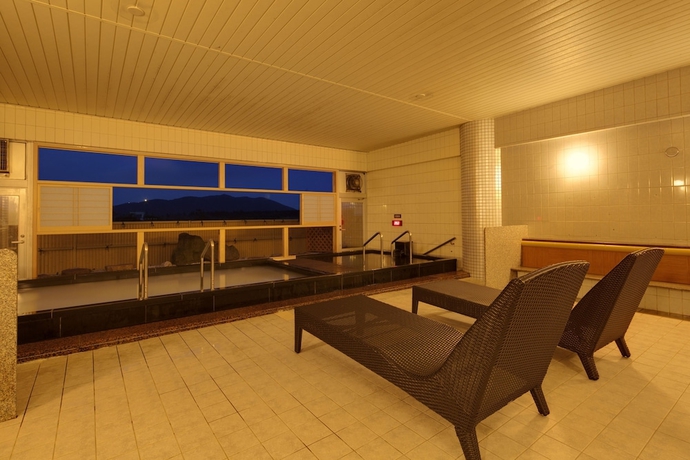 Imagen de la piscina del Hotel Kyukamura Irago. Foto 19