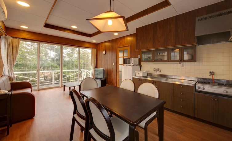 Imagen de los interiores del Hotel Kyukamura Irago. Foto 12