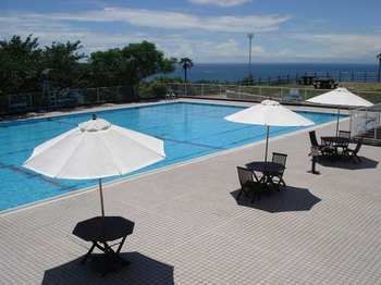 Imagen de los exteriores del Hotel Kyukamura Kisyu-kada. Foto 9
