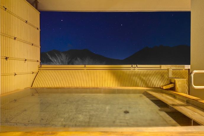 Imagen de la piscina del Hotel Kyukamura Minami-Aso. Foto 19