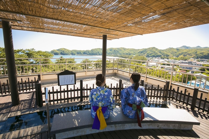 Imagen de la piscina del Hotel Kyukamura Minami-Izu. Foto 18