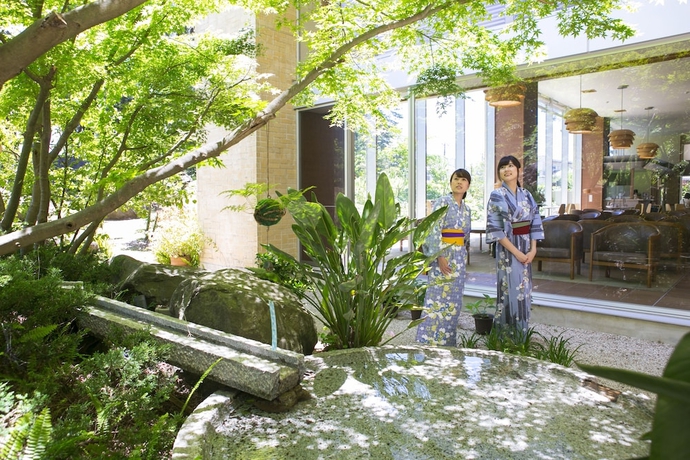 Imagen de los exteriores del Hotel Kyukamura Minami-Izu. Foto 11