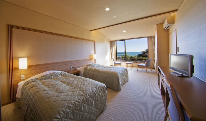 Imagen de la habitación del Hotel Kyukamura Nanki-Katsuura. Foto 10