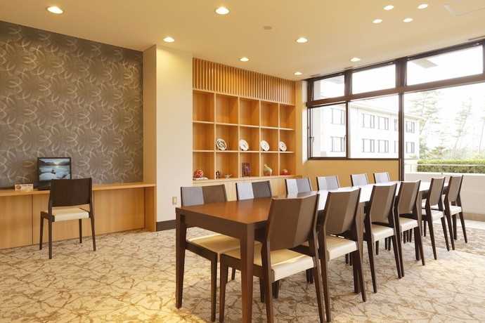 Imagen del bar/restaurante del Hotel Kyukamura Noto-Chirihama. Foto 3
