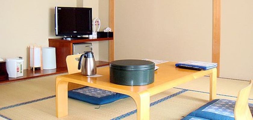 Imagen de la habitación del Hotel Kyukamura Noto-Chirihama. Foto 13