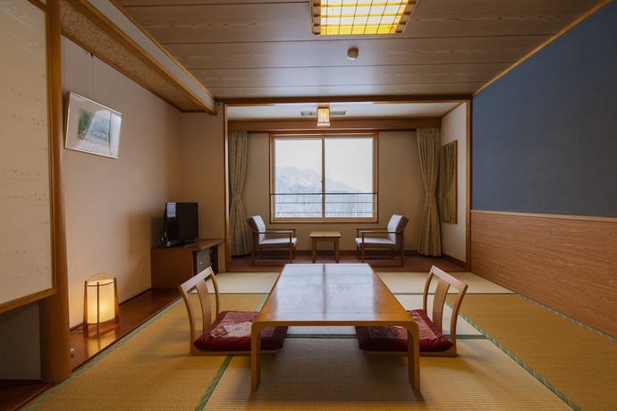Imagen de la habitación del Hotel Kyukamura Nyuto-Onsenkyo. Foto 14