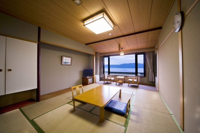 Imagen de la habitación del Hotel Kyukamura Ohmi-Hachiman. Foto 9