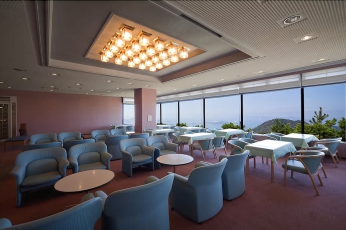 Imagen del bar/restaurante del Hotel Kyukamura Sanuki-Goshikidai. Foto 2