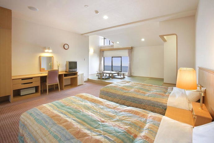 Imagen de la habitación del Hotel Kyukamura Tateyama. Foto 6