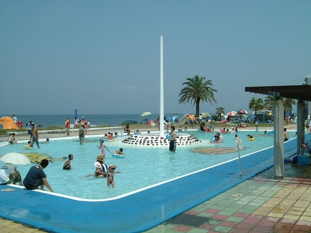 Imagen de la piscina del Hotel Kyukamura Tateyama. Foto 17