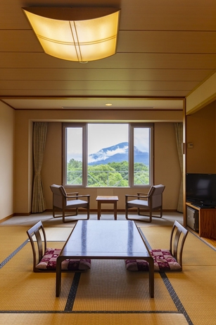 Imagen de la habitación del Hotel Kyukamura Ura-Bandai. Foto 3