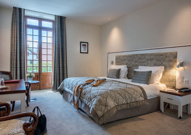 Imagen de la habitación del Hotel L Abbaye De Talloires. Foto 2