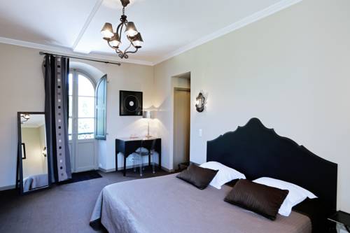 Imagen de la habitación del Hotel L' Abbaye H&ocirc;tel. Foto 11