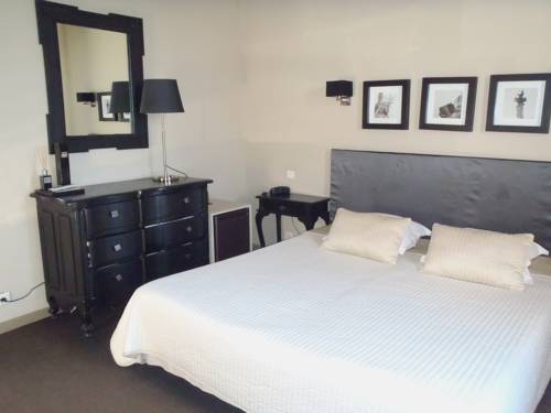 Imagen de la habitación del Hotel L' Abbaye H&ocirc;tel. Foto 15