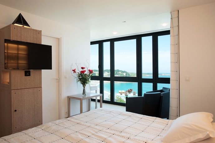 Imagen de la habitación del Hotel L' Agapa Spa. Foto 9