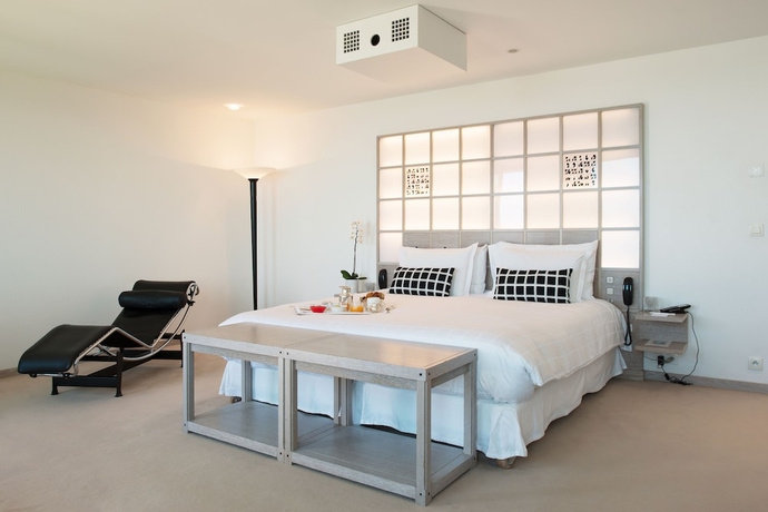 Imagen de la habitación del Hotel L' Agapa Spa. Foto 10