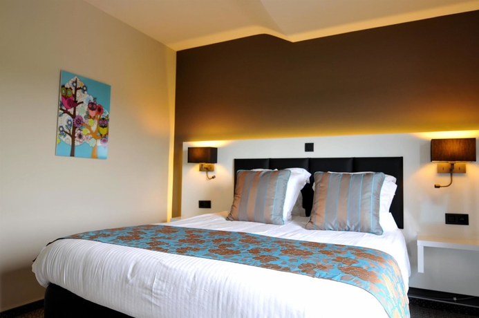 Imagen de la habitación del Hotel L' Amandier. Foto 8