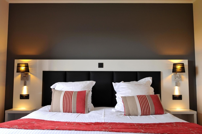 Imagen de la habitación del Hotel L' Amandier. Foto 10