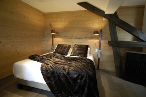 Imagen de la habitación del Hotel L' Auberge De Maison Rouge. Foto 10