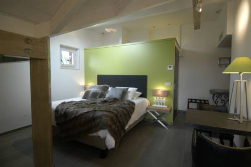 Imagen de la habitación del Hotel L' Auberge De Maison Rouge. Foto 12