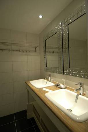 Imagen de la habitación del Hotel L' Auberge De Maison Rouge. Foto 13