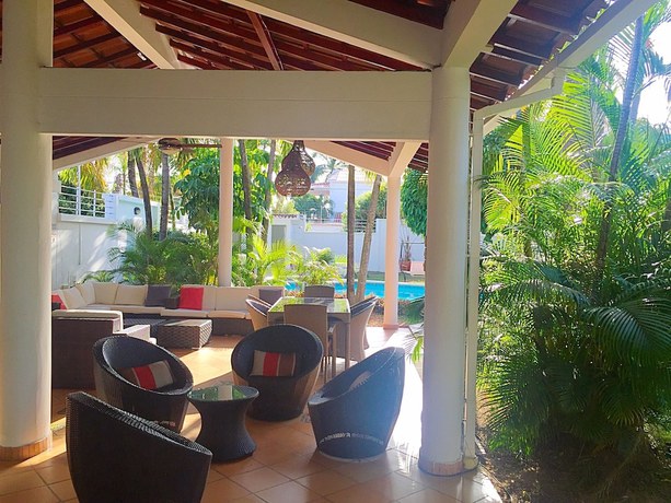 Imagen de los interiores del Hotel L Aurora Boutique. Foto 14
