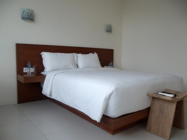 Imagen de la habitación del Hotel L Bajo. Foto 6