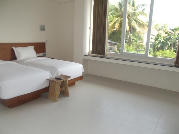 Imagen de la habitación del Hotel L Bajo. Foto 8
