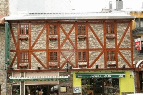 Imagen general del Hotel L' Edelweiss. Foto 26